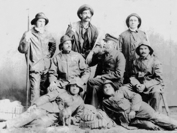 Crew of Evanston IL Life-Saving Crew 1889